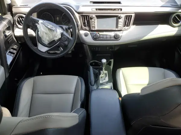 JTMDFREV5JJ229875 2018 TOYOTA RAV 4 - Image 8