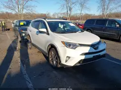 JTMDFREV5JJ738719 2018 TOYOTA RAV 4