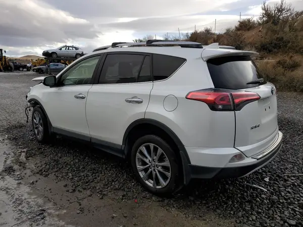 JTMDFREV6HD216027 2017 TOYOTA RAV 4 - Image 2