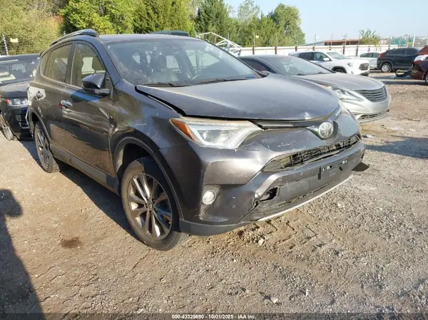 JTMDFREV6HJ705819 2017 TOYOTA RAV 4 - Image 1