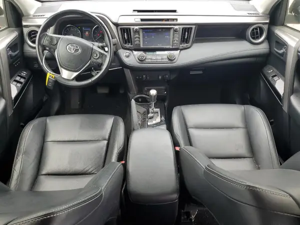 JTMDFREV6JD251642 2018 TOYOTA RAV 4 - Image 8