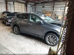 JTMDFREV6JJ740740 2018 TOYOTA RAV 4