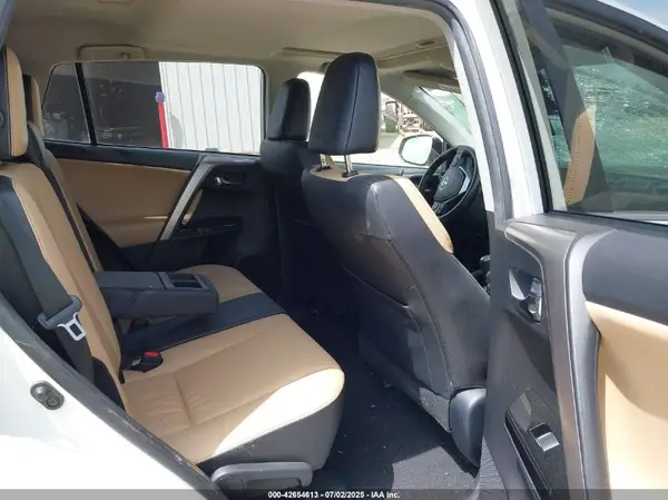 JTMDFREV7GD180511 2016 TOYOTA RAV 4 - Image 8