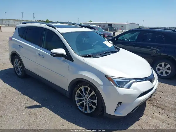 JTMDFREV7HJ145728 2017 TOYOTA RAV 4 - Image 1