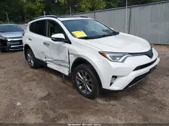 JTMDFREV7JD233702 2018 TOYOTA RAV 4