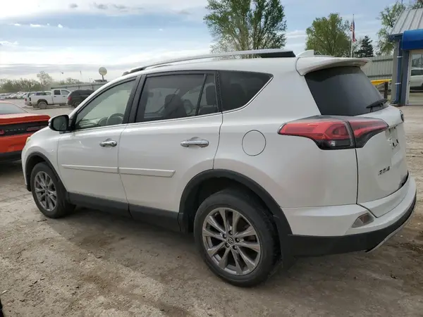 JTMDFREV7JD235904 2018 TOYOTA RAV 4 - Image 2