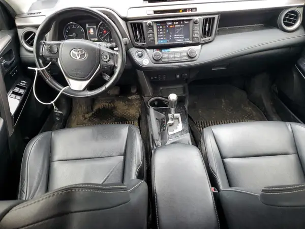 JTMDFREV7JD255277 2018 TOYOTA RAV 4 - Image 8