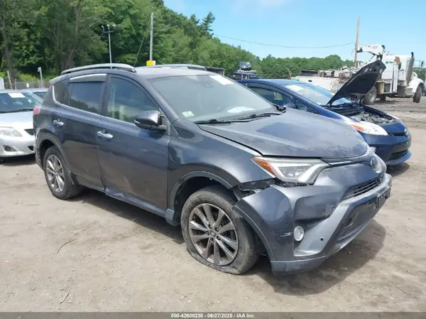JTMDFREV7JJ195275 2018 TOYOTA RAV 4 - Image 1