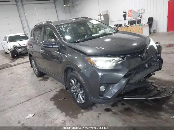 JTMDFREV7JJ212799 2018 TOYOTA RAV 4 - Image 1