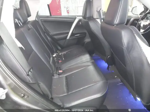 JTMDFREV7JJ212799 2018 TOYOTA RAV 4 - Image 8