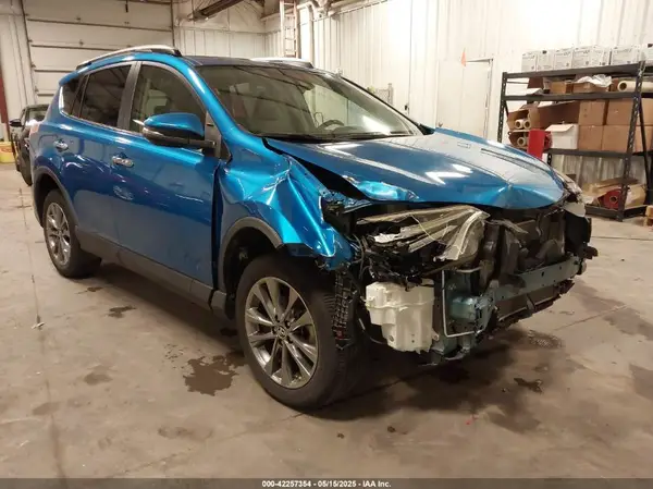 JTMDFREV7JJ725521 2018 TOYOTA RAV 4 - Image 1