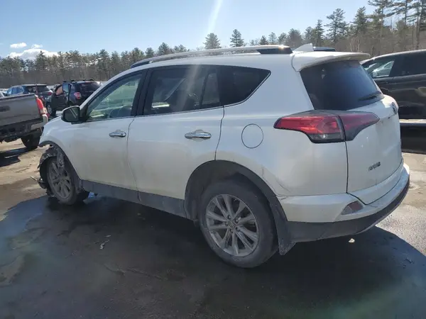 JTMDFREV8HJ170119 2017 TOYOTA RAV 4 - Image 2