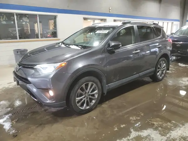JTMDFREV8JJ223259 2018 TOYOTA RAV 4 - Image 1