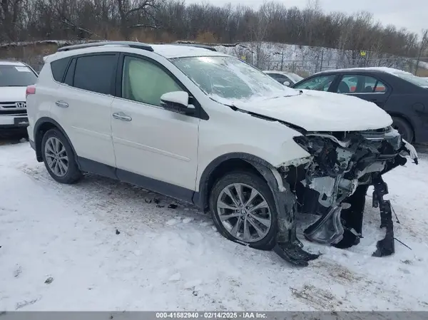 JTMDFREV8JJ256309 2018 TOYOTA RAV 4 - Image 1