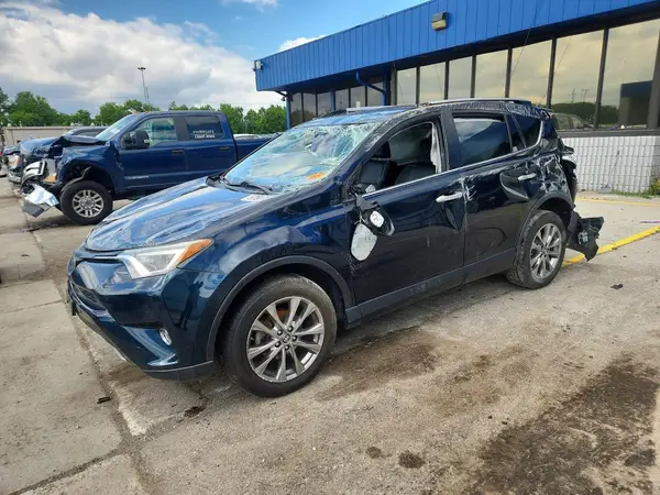 JTMDFREV9JD251960 2018 TOYOTA RAV 4 - Image 1