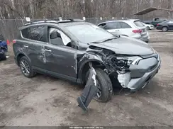 JTMDFREV9JJ238109 2018 TOYOTA RAV 4