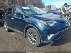 JTMDFREV9JJ723737 2018 TOYOTA RAV 4
