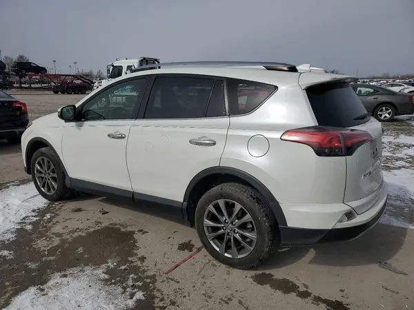 JTMDFREV9JJ742708 2018 TOYOTA RAV 4 - Image 2