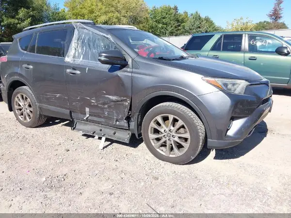 JTMDFREVXGD180339 2016 TOYOTA RAV 4 - Image 1