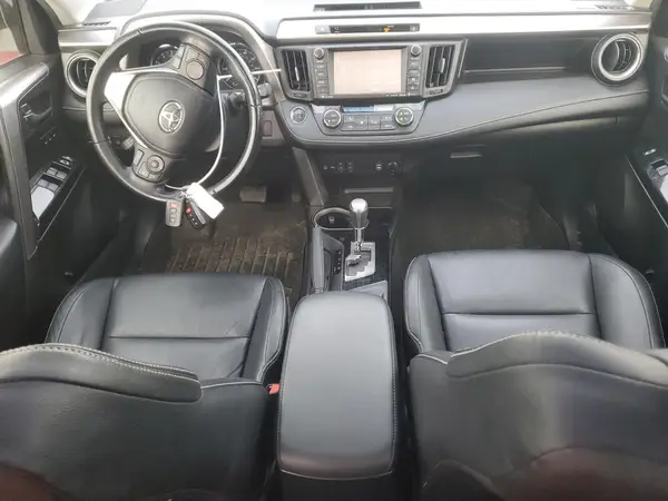 JTMDFREVXGJ077813 2016 TOYOTA RAV 4 - Image 8