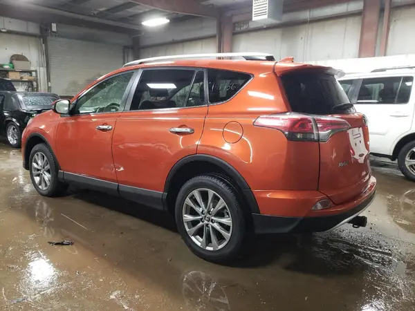 JTMDFREVXGJ078217 2016 TOYOTA RAV 4 - Image 2