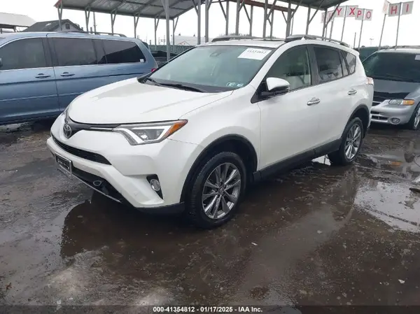 JTMDFREVXHJ700591 2017 TOYOTA RAV 4 - Image 2