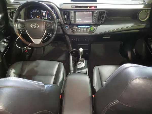 JTMDFREVXJJ256067 2018 TOYOTA RAV 4 - Image 8
