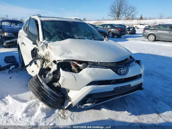 JTMDJREV0GD027340 2016 TOYOTA RAV 4 - Image 1