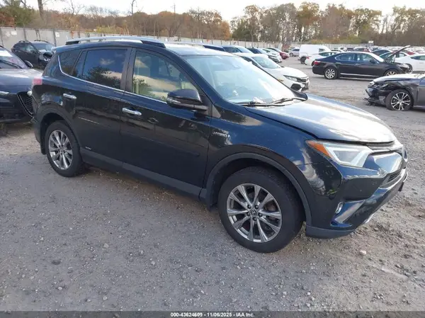 JTMDJREV0GD039696 2016 TOYOTA RAV 4 - Image 1