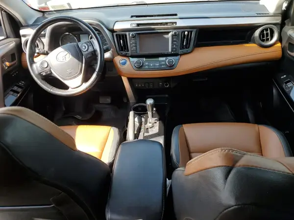 JTMDJREV0JD161823 2018 TOYOTA RAV 4 - Image 8