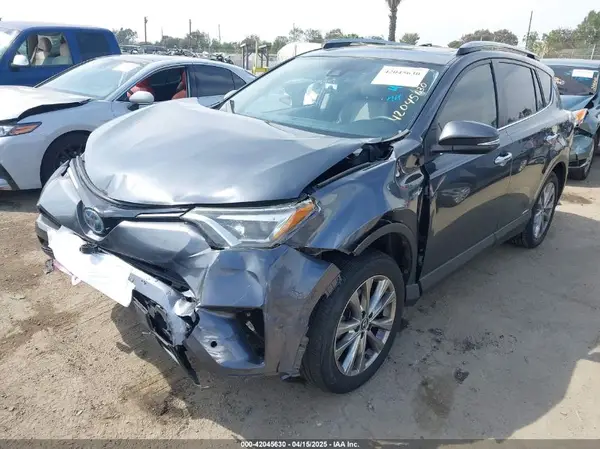 JTMDJREV0JD175690 2018 TOYOTA RAV 4 - Image 2