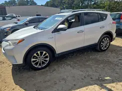 JTMDJREV0JD190562 2018 TOYOTA RAV 4