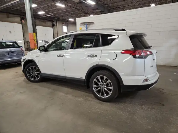 JTMDJREV0JD211099 2018 TOYOTA RAV 4 - Image 2