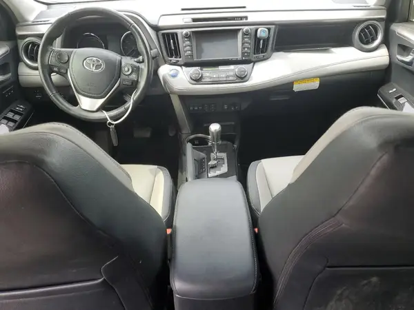 JTMDJREV0JD217551 2018 TOYOTA RAV 4 - Image 8