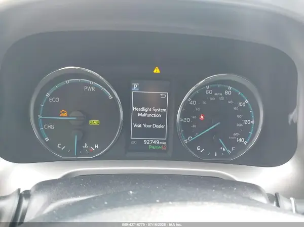 2016 TOYOTA RAV 4 auction photo 7