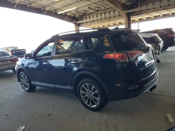 JTMDJREV1HD105304 2017 TOYOTA RAV 4 - Image 2