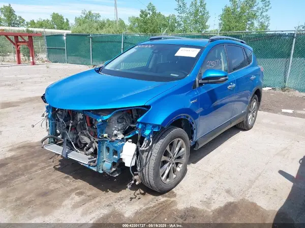 JTMDJREV1HD118313 2017 TOYOTA RAV 4 - Image 2