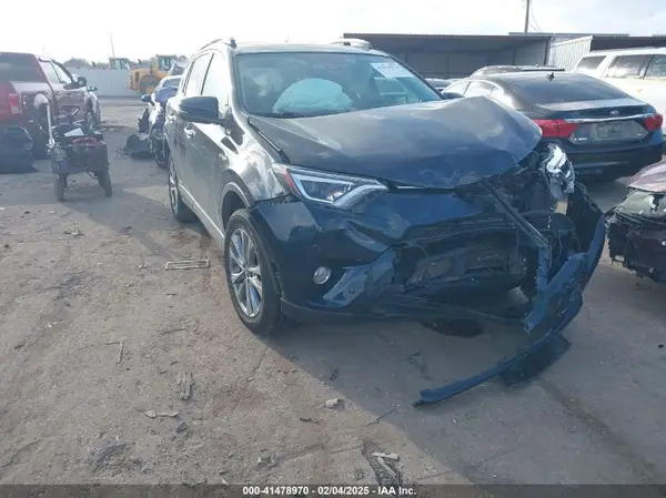 JTMDJREV1JD226369 2018 TOYOTA RAV 4 - Image 1