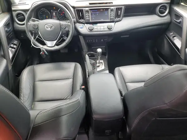 JTMDJREV1JD249960 2018 TOYOTA RAV 4 - Image 8