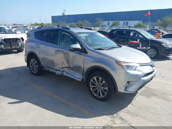 JTMDJREV1JD250347 2018 TOYOTA RAV 4 - Image 1