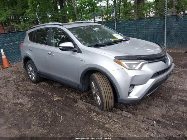 JTMDJREV2GD001094 2016 TOYOTA RAV 4 - Image 1
