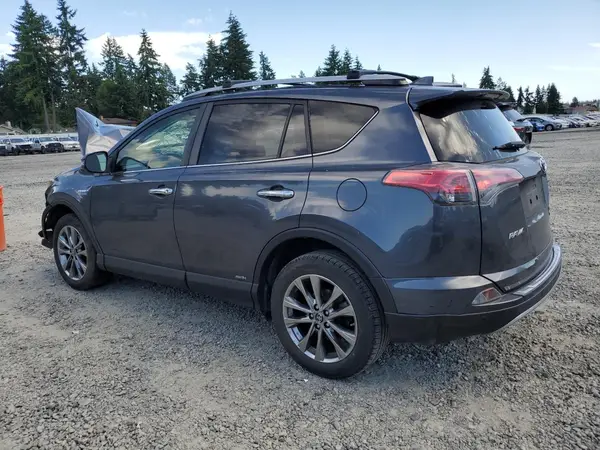 JTMDJREV2HD080980 2017 TOYOTA RAV 4 - Image 2
