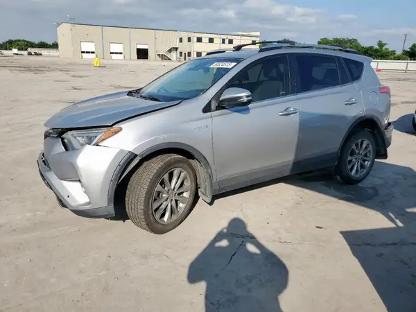 JTMDJREV2HD100726 2017 TOYOTA RAV 4 - Image 1