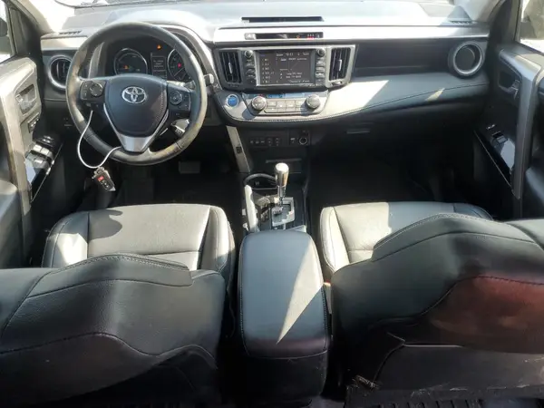 JTMDJREV2HD118725 2017 TOYOTA RAV 4 - Image 8