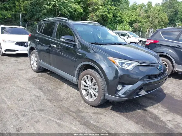 JTMDJREV2HD149862 2017 TOYOTA RAV 4 - Image 1