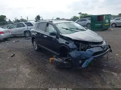 JTMDJREV2JD238028 2018 TOYOTA RAV 4