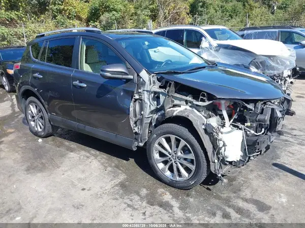 JTMDJREV3GD018096 2016 TOYOTA RAV 4 - Image 1