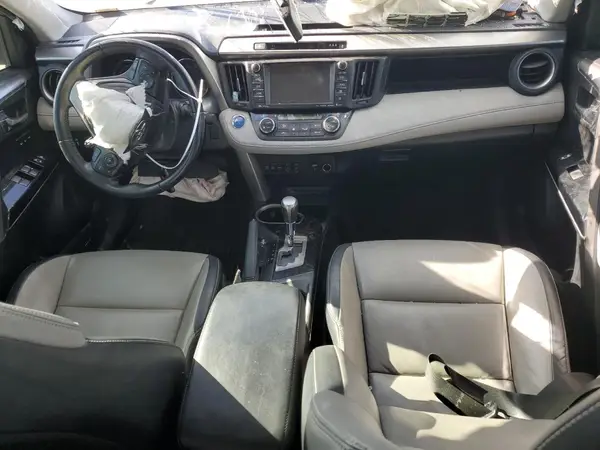 JTMDJREV3HD101223 2017 TOYOTA RAV 4 - Image 8