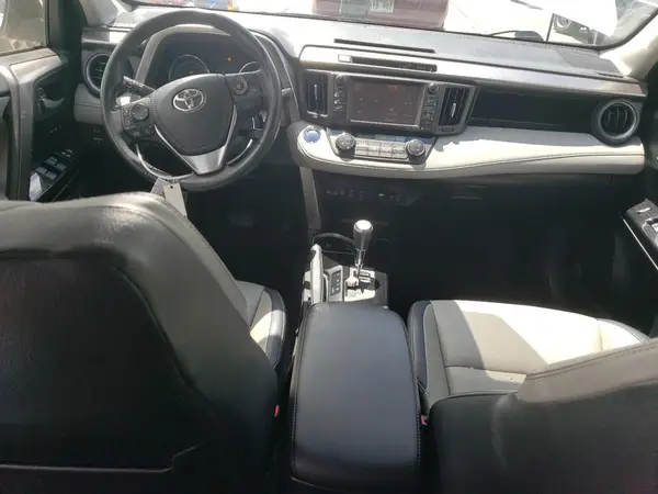 JTMDJREV3HD119690 2017 TOYOTA RAV 4 - Image 8