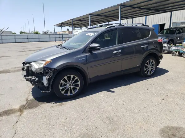 JTMDJREV3JD154588 2018 TOYOTA RAV 4 - Image 1